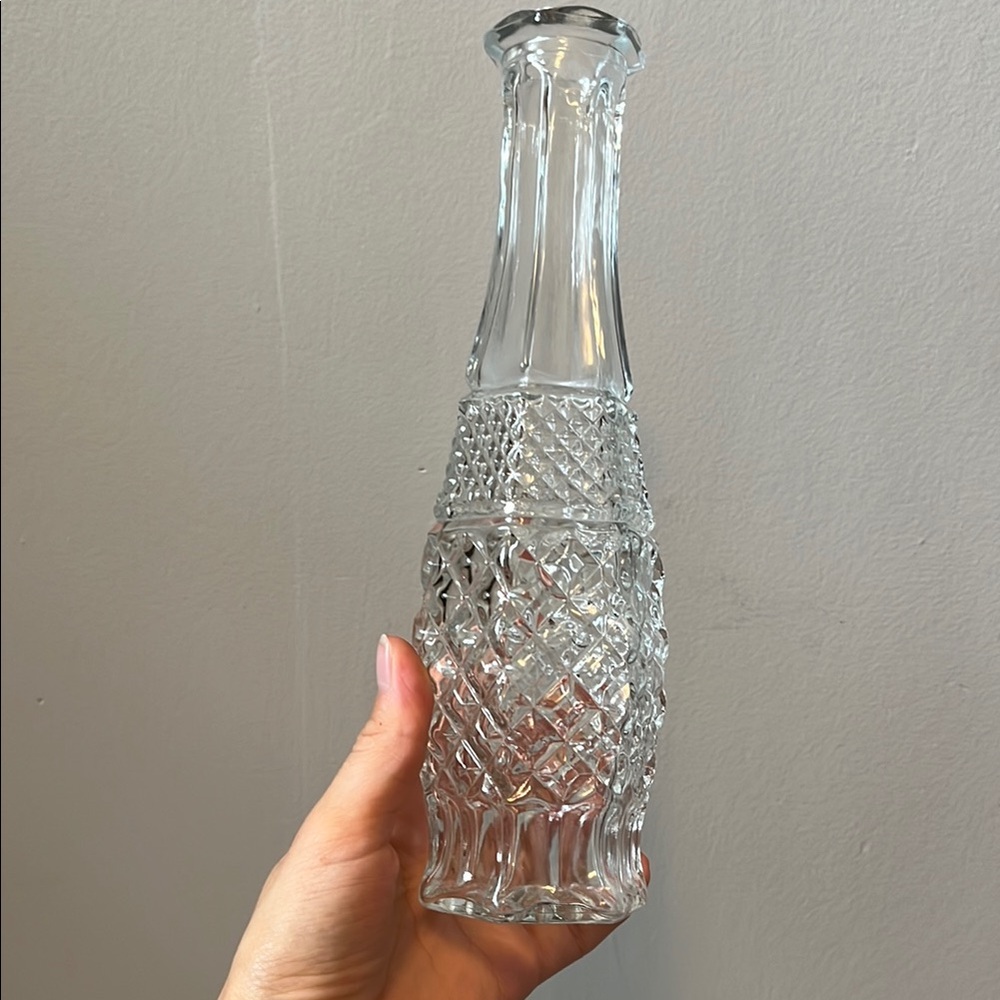 Vintage - Clear Glass Vase